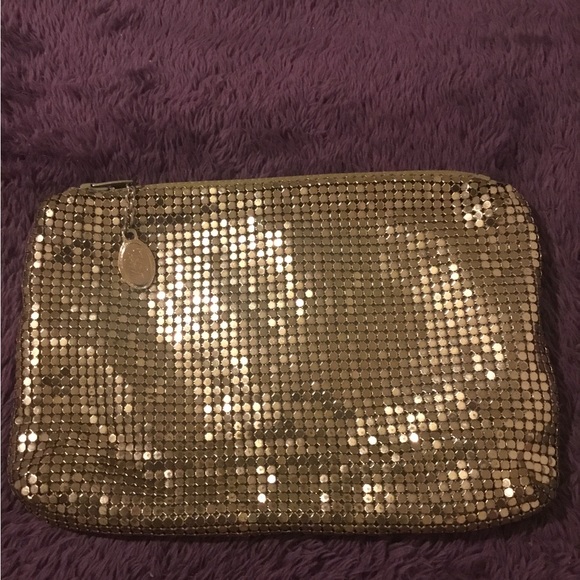Whiting & Davis Gold Sequin Medium Size Bag - Picture 7 of 13
